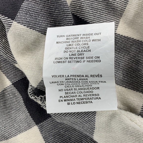 Coco + Jameson Plaid NWT lace sleeve size small - Picture 10 of 10